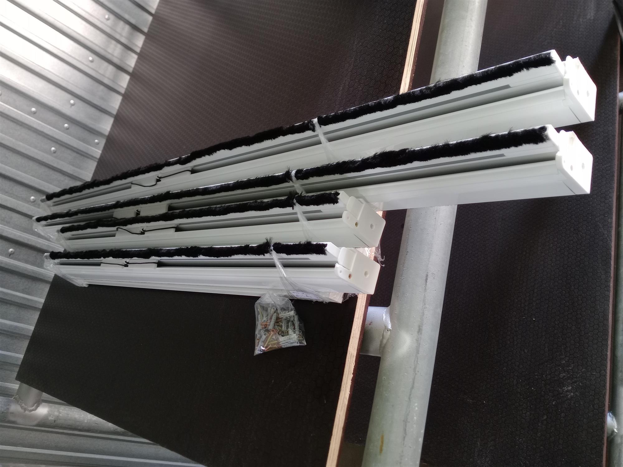 Mosquiteira de Enrolar para janelas